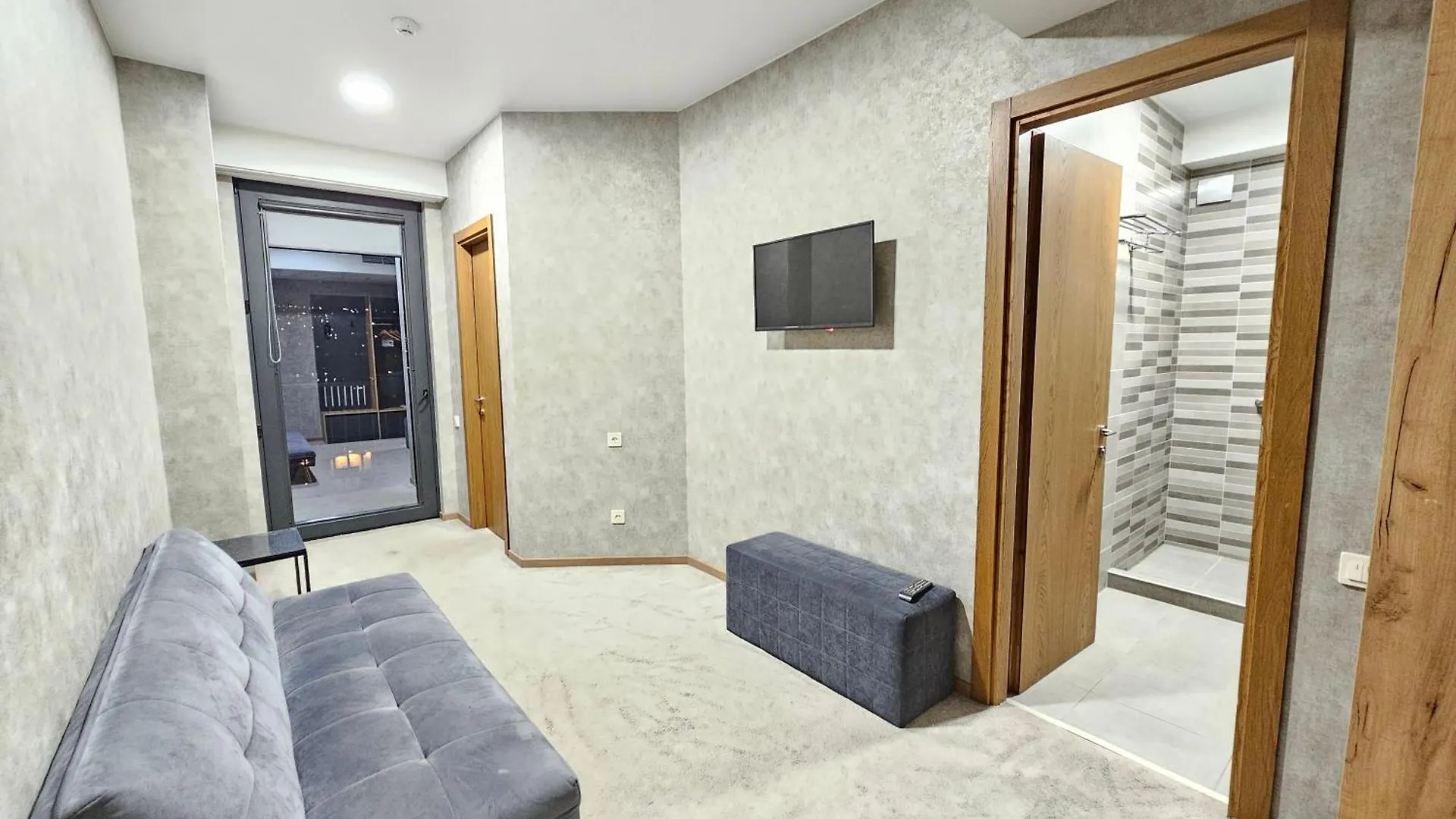 Hotel Flames Tiflis 4*,  Georgia