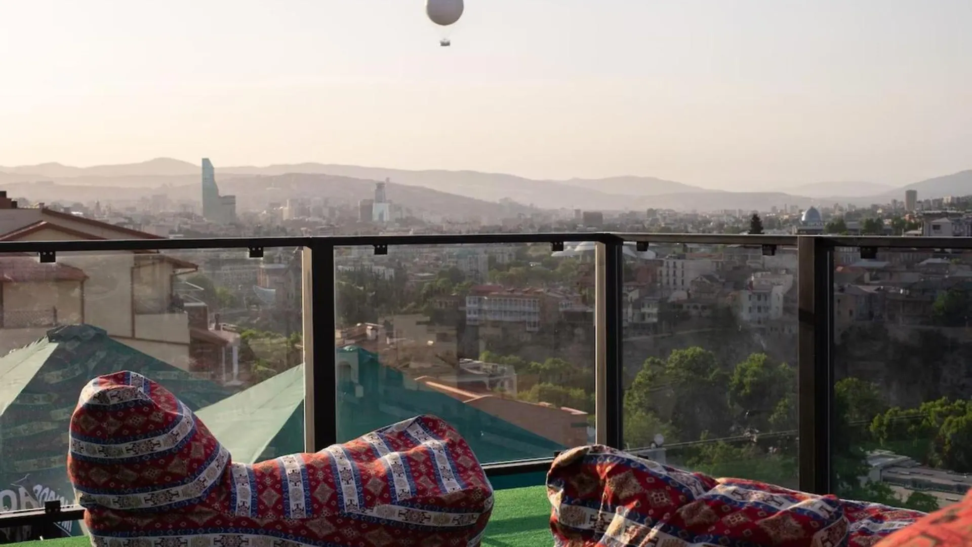 Hotel Flames Tiflis